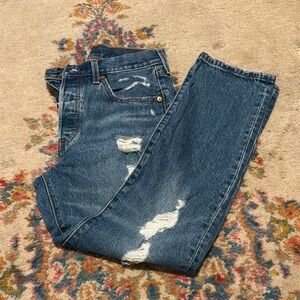 LEVI Women's Blue Distressed Jeans